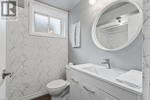 5119 Cherryhill Crescent, Burlington, ON - Indoor Photo Showing Bathroom