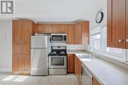 5 - 61 ABERDEEN STREET N  Oshawa, ON L1G 2E6