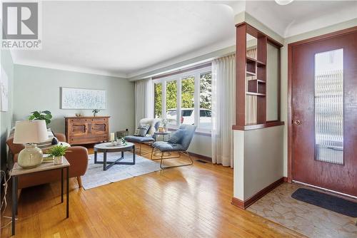 2737 Rockwood Drive, Sudbury, ON - Indoor Photo Showing Living Room