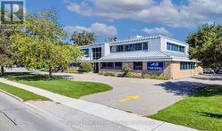 516 HURON STREET  Stratford, ON N5A 5T7