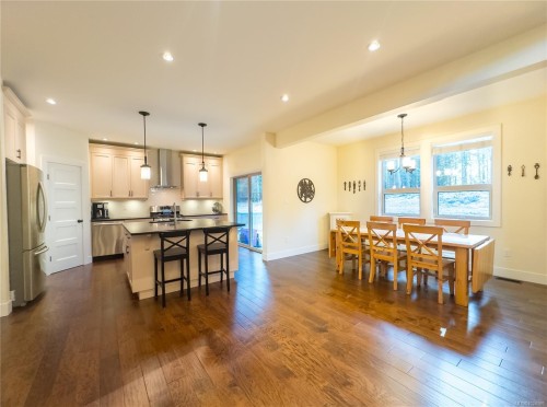 5970 Clements Rd, Duncan, BC 