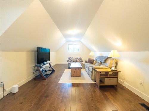 5970 Clements Rd, Duncan, BC 