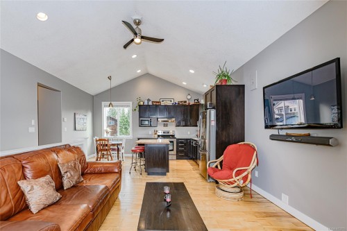 5729 Van Koy Rd, Duncan, BC 