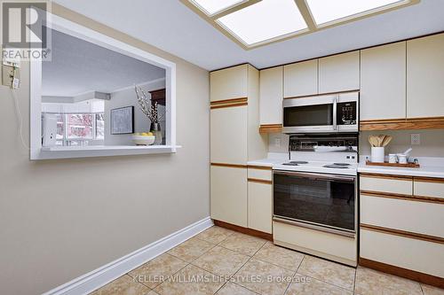 205 - 7 Picton Street, London East (East F), ON - Indoor Photo Showing Kitchen