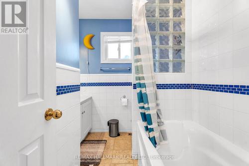 235 Kemano Road, Aurora, ON - Indoor Photo Showing Bathroom