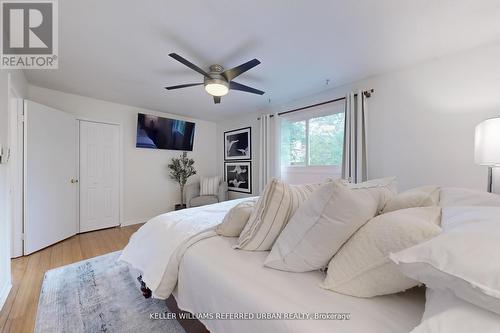158 Walton Drive, Aurora, ON - Indoor Photo Showing Bedroom