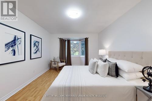 158 Walton Drive, Aurora, ON - Indoor Photo Showing Bedroom