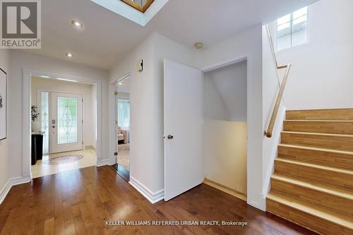 158 Walton Drive, Aurora, ON - Indoor Photo Showing Other Room