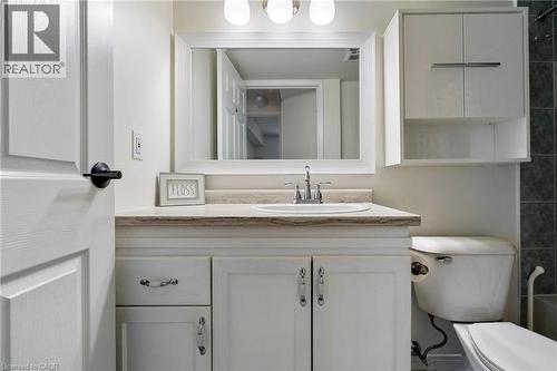3499 Upper Middle Road Unit# 211, Burlington, ON - Indoor Photo Showing Bathroom