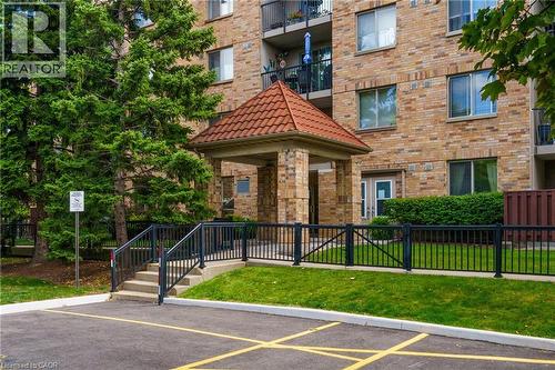 3499 Upper Middle Road Unit# 211, Burlington, ON - Outdoor With Balcony