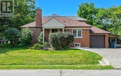 28 EAGLE ROAD  Toronto, ON M8Z 4H5