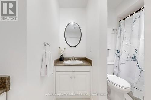 14 Bryant Court, Brampton, ON - Indoor Photo Showing Bathroom