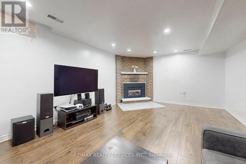 14 Bryant Court, Brampton, ON - Indoor With Fireplace