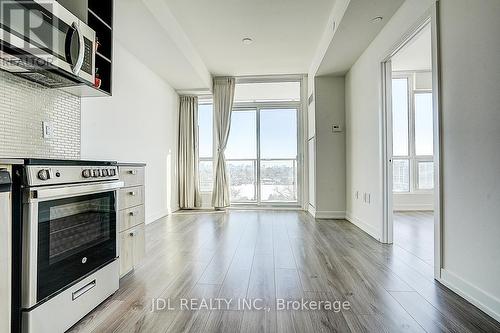 808 - 10 De Boers Drive, Toronto, ON - Indoor Photo Showing Other Room
