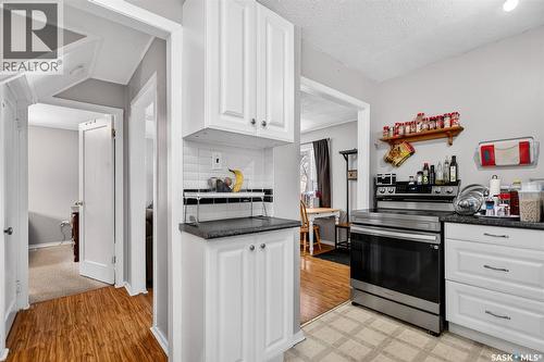 515 Coteau Street W, Moose Jaw, SK - Indoor Photo Showing Kitchen