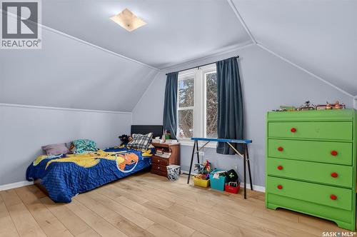 515 Coteau Street W, Moose Jaw, SK - Indoor Photo Showing Bedroom