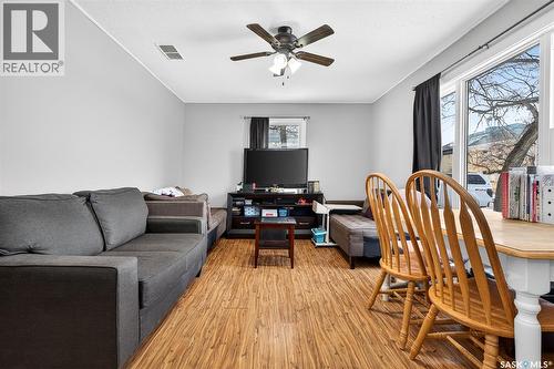 515 Coteau Street W, Moose Jaw, SK - Indoor Photo Showing Other Room