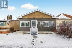 464 Iroquois STREET W  Moose Jaw, SK S6H 5B3