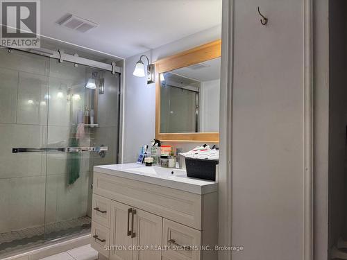 1338 Royal Drive, Peterborough, ON - Indoor Photo Showing Bathroom