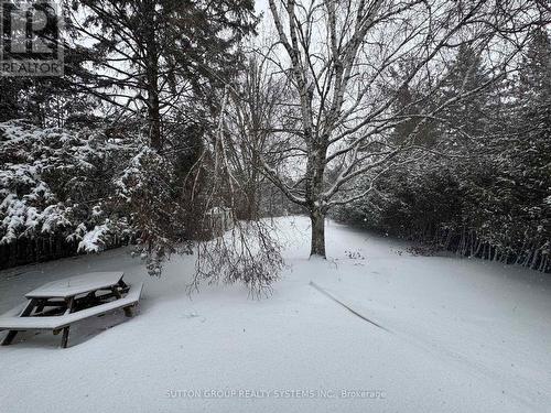 1338 Royal Drive, Peterborough, ON - Outdoor