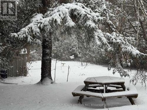 1338 Royal Drive, Peterborough, ON - Outdoor