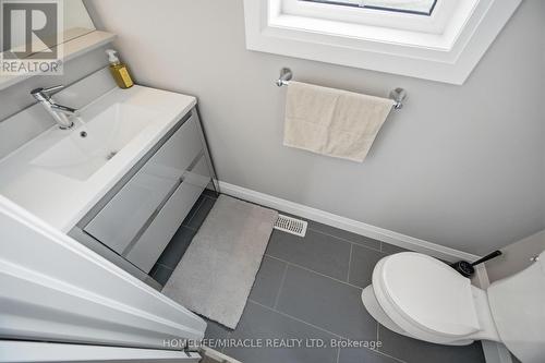 180 Benton Street, Kitchener, ON - Indoor Photo Showing Bathroom