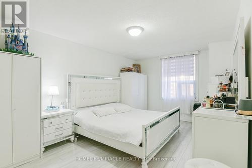 903 - 714 The West Mall Road, Toronto, ON - Indoor Photo Showing Bedroom