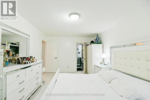 903 - 714 The West Mall Road, Toronto, ON - Indoor Photo Showing Bedroom