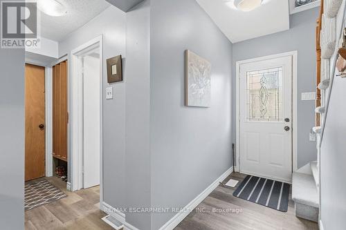 5119 Cherryhill Crescent, Burlington, ON - Indoor Photo Showing Other Room