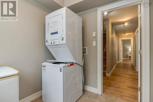 Newer washer/dryer - 5411 Saunders Lane, Halifax, NS - Indoor Photo Showing Laundry Room