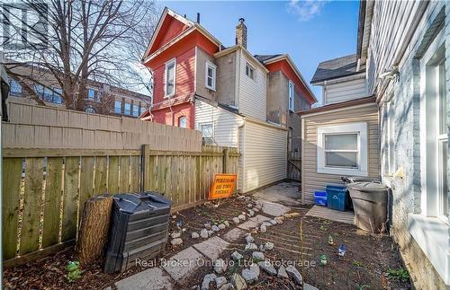 473 Colborne Street, Brantford, ON - Outdoor