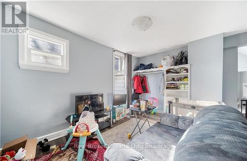 473 Colborne Street, Brantford, ON - Indoor