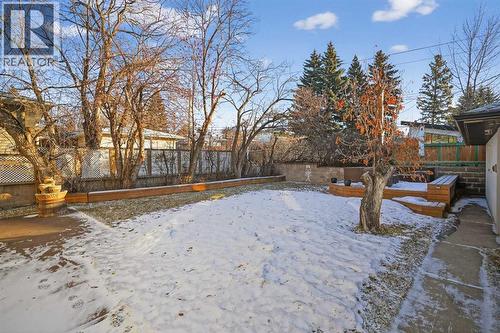 4112 19 Street Nw, Calgary, AB - Outdoor