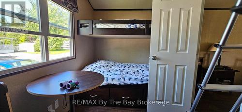 17 Chippewa Trail, Wasaga Beach, ON - Indoor