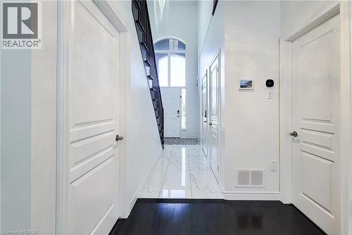 190 Bellagio Avenue, Stoney Creek, ON - Indoor Photo Showing Other Room