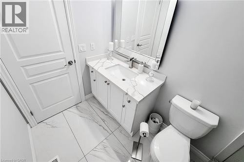 190 Bellagio Avenue, Stoney Creek, ON - Indoor Photo Showing Bathroom