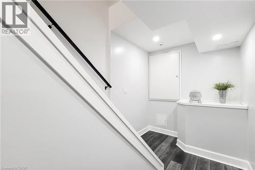 190 Bellagio Avenue, Stoney Creek, ON - Indoor Photo Showing Other Room
