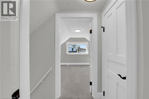 70 Robins Avenue, Hamilton, ON - Indoor Photo Showing Other Room