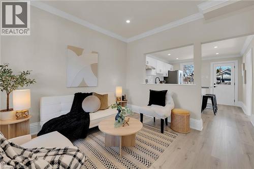 70 Robins Avenue, Hamilton, ON - Indoor