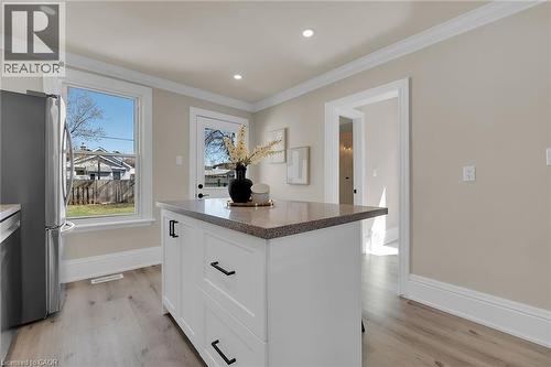 70 Robins Avenue, Hamilton, ON - Indoor