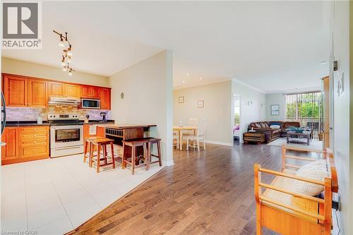 255 Keats Way Unit# 403, Waterloo, ON - Indoor