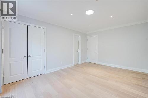 8 Ridgewood Drive, Richmond Hill, ON - Indoor Photo Showing Other Room