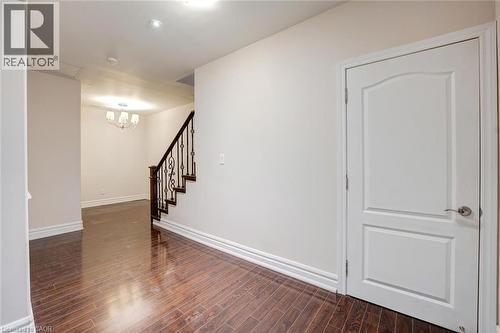 8 Ridgewood Drive, Richmond Hill, ON - Indoor Photo Showing Other Room