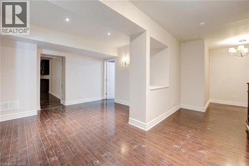 8 Ridgewood Drive, Richmond Hill, ON - Indoor Photo Showing Other Room