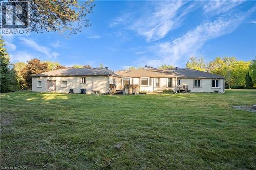 8 Ridgewood Drive, Richmond Hill, ON - Outdoor