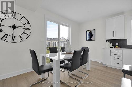 40 Lucas Road, St. Thomas, ON - Indoor Photo Showing Dining Room