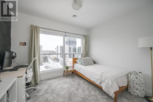 903 - 544 Talbot Street, London East (East F), ON - Indoor Photo Showing Bedroom