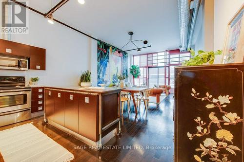 521 - 43 Hanna Avenue, Toronto, ON - Indoor