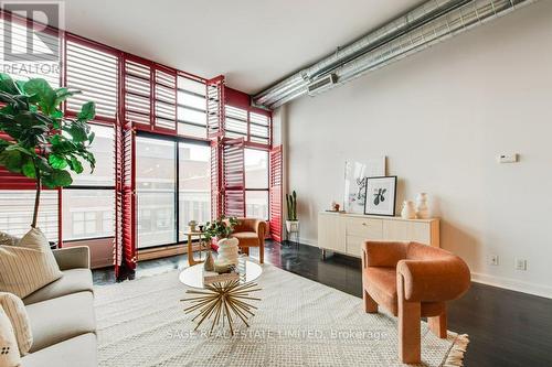 521 - 43 Hanna Avenue, Toronto, ON - Indoor