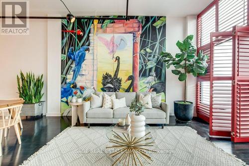 521 - 43 Hanna Avenue, Toronto, ON - Indoor